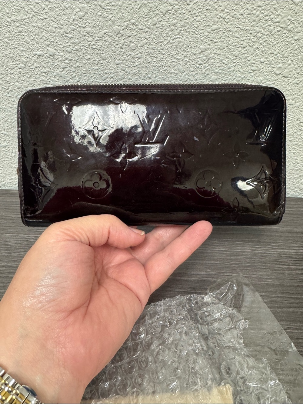 Louis Vuitton Vernis Zip Around Wallet in Dark Burgundy